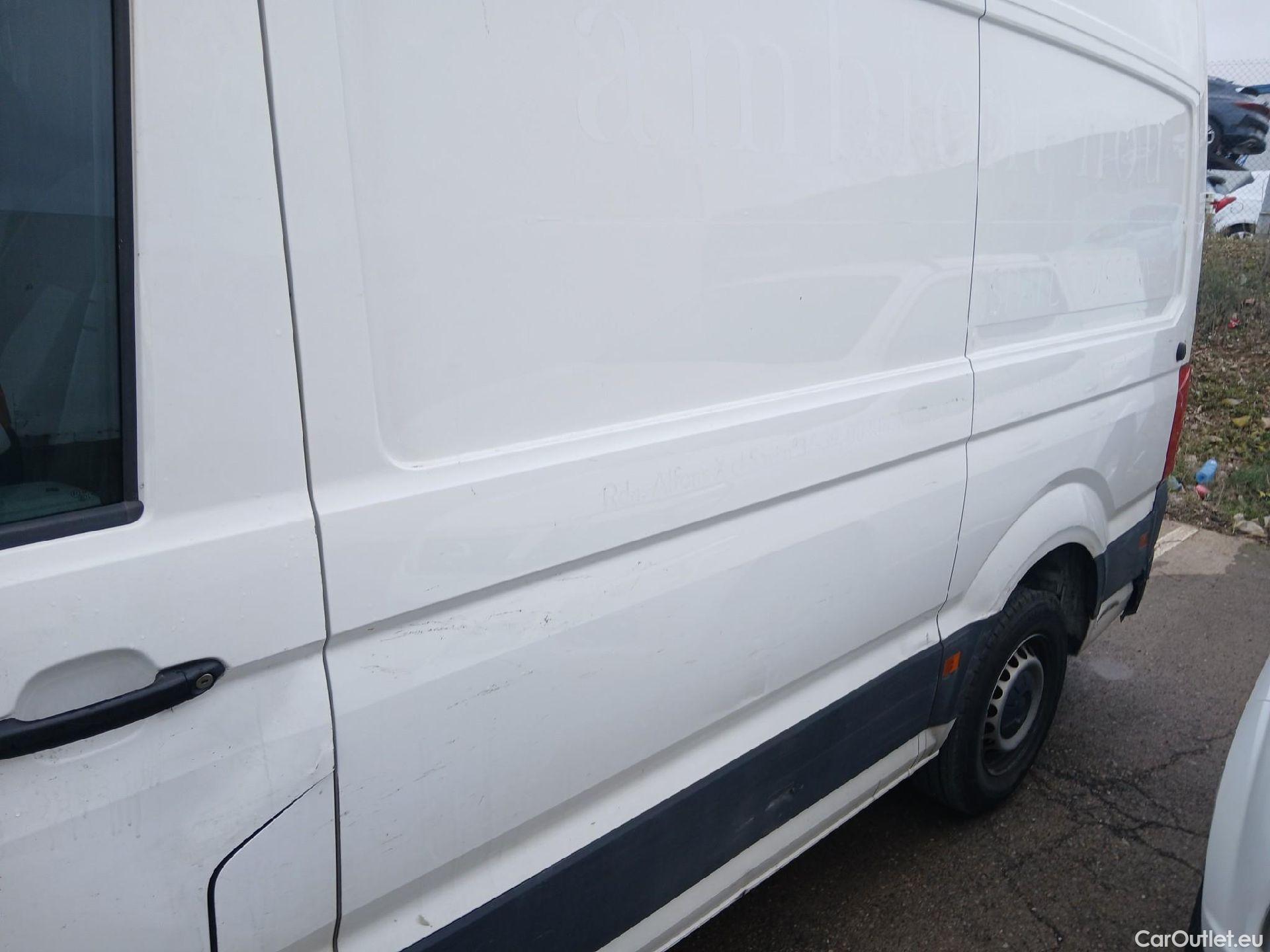  Volkswagen  Crafter VOLKSWAGEN  / 2017 / 4P / furgón 30 Furgón BM TN L3H2 2.0TDI 103kW(140CV) #18