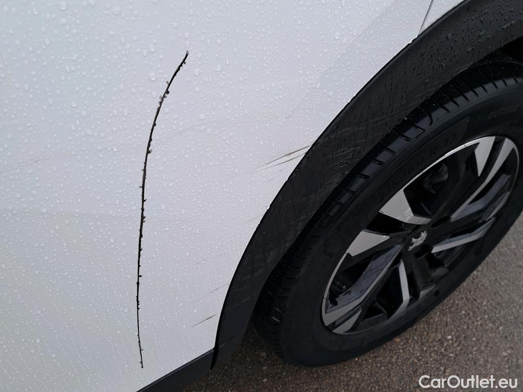  Peugeot  2008 PEUGEOT  / 2019 / 5P / todoterreno Allure BlueHDI 81kW (110CV) #6