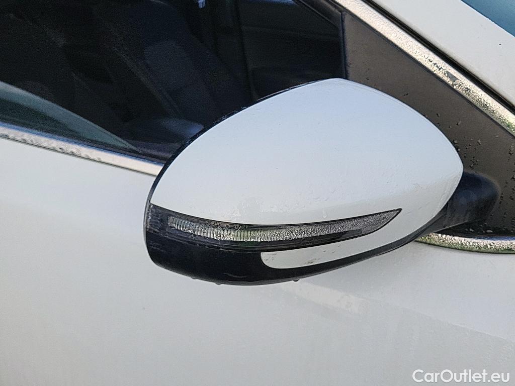  KIA  Sportage KIA  / 2018 / 5P / todoterreno 1.6 MHEV Business 100kW (136CV) 4x2 #29