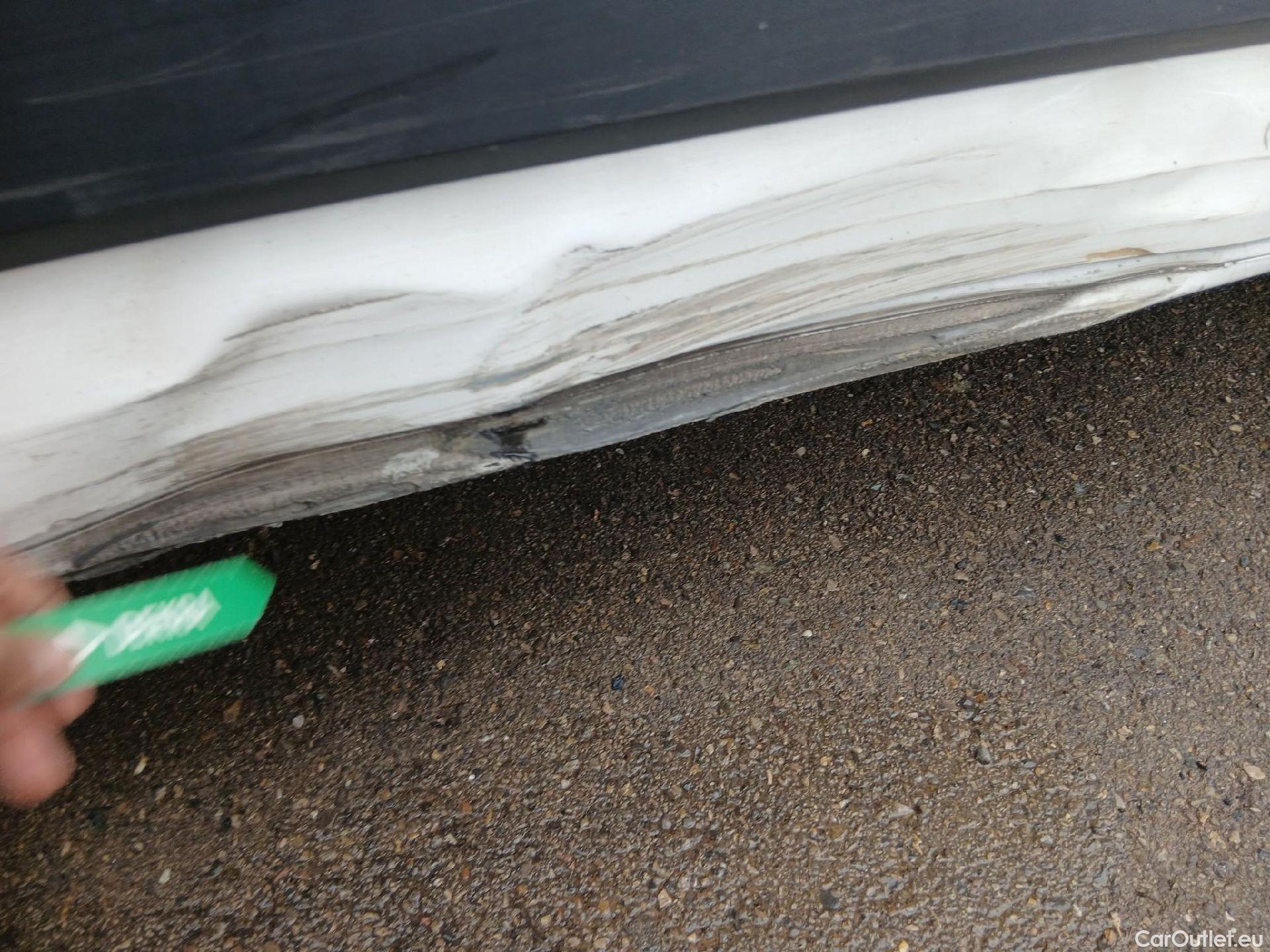  Volkswagen  Crafter VOLKSWAGEN  / 2017 / 4P / furgón 30 Furgón BM TN L3H2 2.0TDI 103kW(140CV) #50