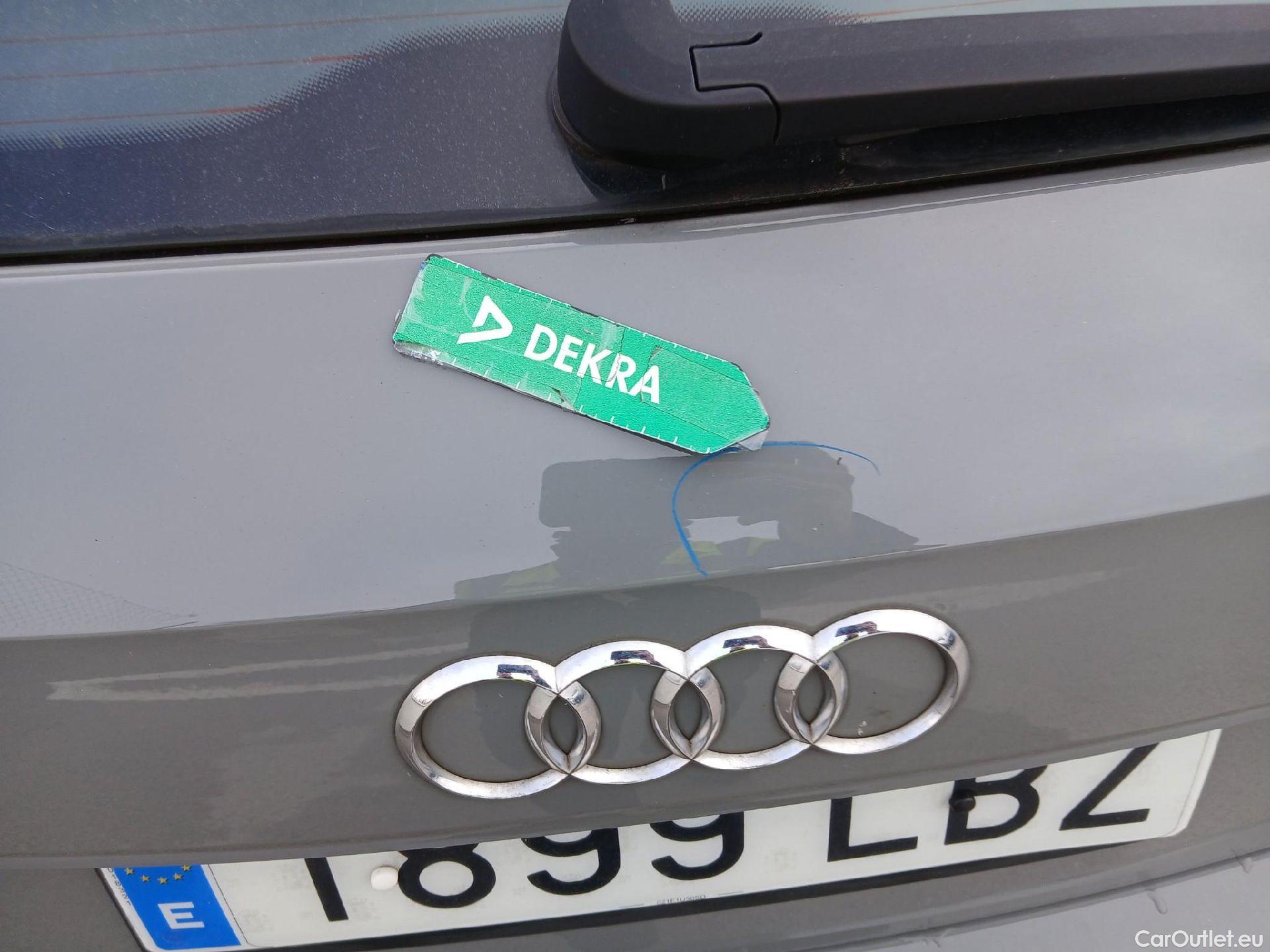  Audi  Q2 AUDI  / 2016 / 5P / todoterreno Design 30 TFSI 85kW (116CV) #29