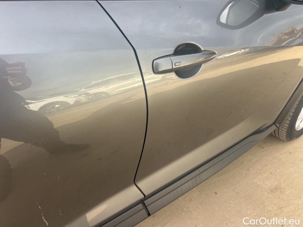  Nissan  Juke NISSAN  / 2019 / 5P / crossover DIG-T 84 kW (114 CV) DCT 7 V N-Connecta (AC2) #7