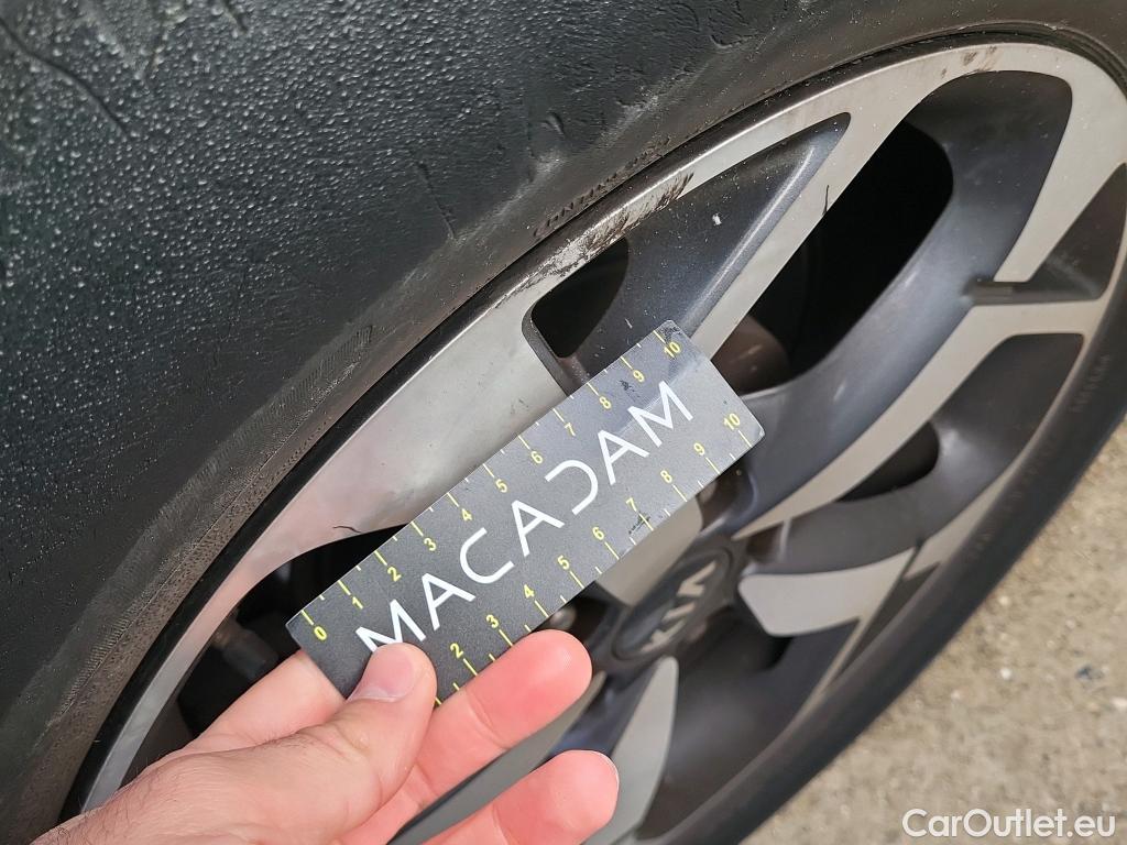  KIA  Sportage KIA  / 2018 / 5P / todoterreno 1.6 MHEV Business 100kW (136CV) 4x2 #28