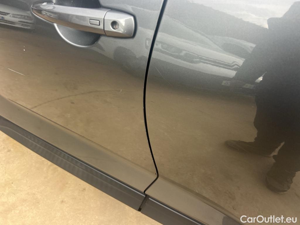  Nissan  Juke NISSAN  / 2019 / 5P / crossover DIG-T 84 kW (114 CV) DCT 7 V N-Connecta (AC2) #5