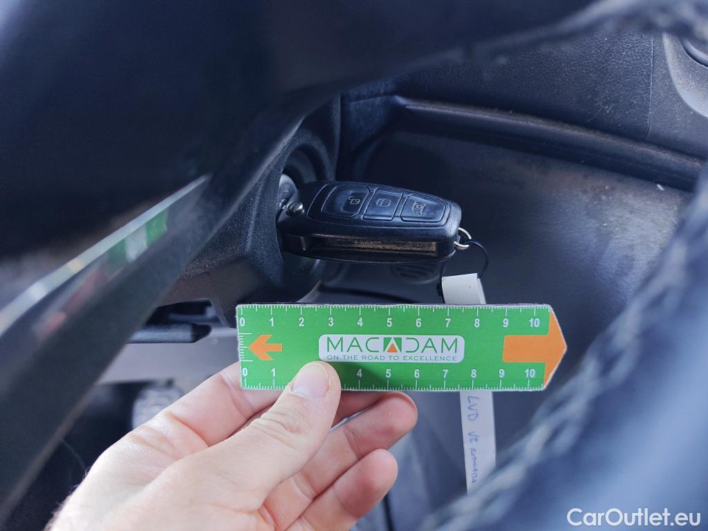  Ford  Transit FORD  / 2013 / 4P / furgón 350 96kW L3H2 Van Trend FWD MHEV #9