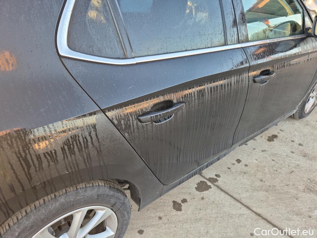  Opel  Corsa OPEL  / 2019 / 5P / berlina con portón 1.2T XHL 74kW (100CV) Elegance #36