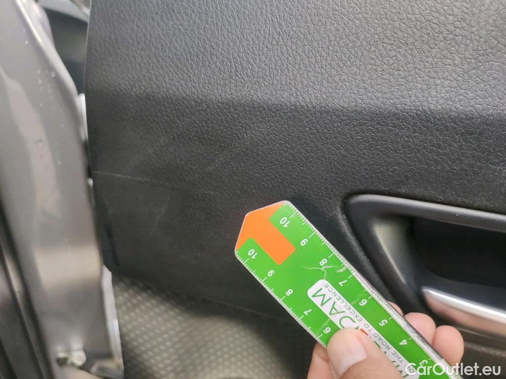  Toyota  C-HR TOYOTA  / 2016 / 5P / todoterreno 1.8 125H Advance (CX) #12