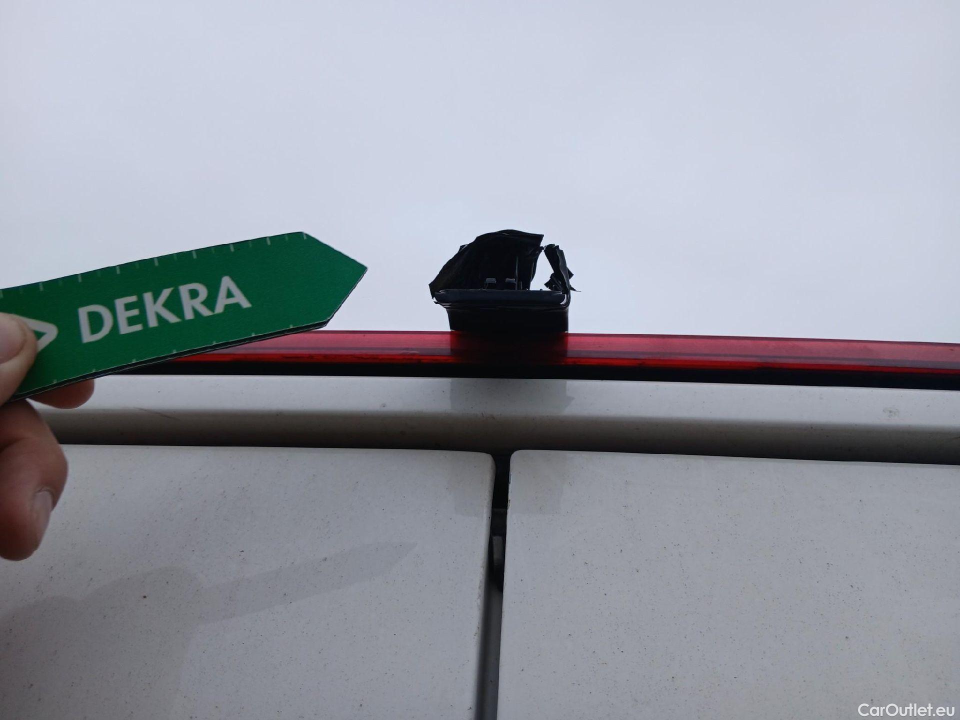  Volkswagen  Crafter VOLKSWAGEN  / 2017 / 4P / furgón 30 Furgón BM TN L3H2 2.0TDI 103kW(140CV) #34