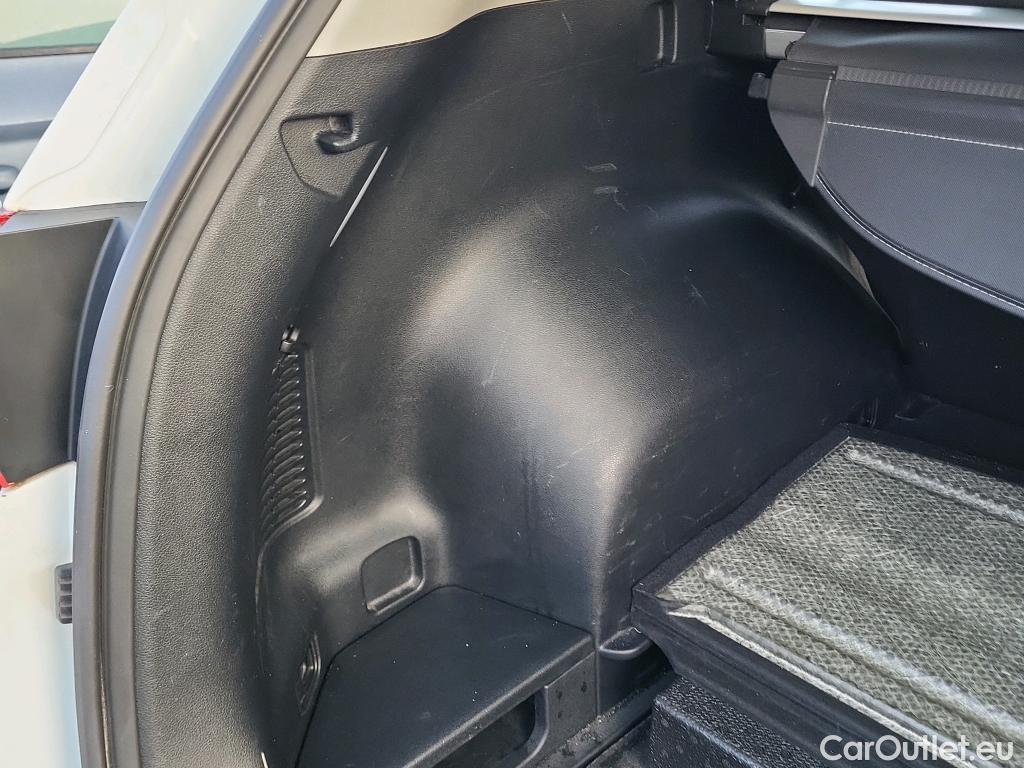  KIA  Sportage KIA  / 2018 / 5P / todoterreno 1.6 MHEV Business 100kW (136CV) 4x2 #13