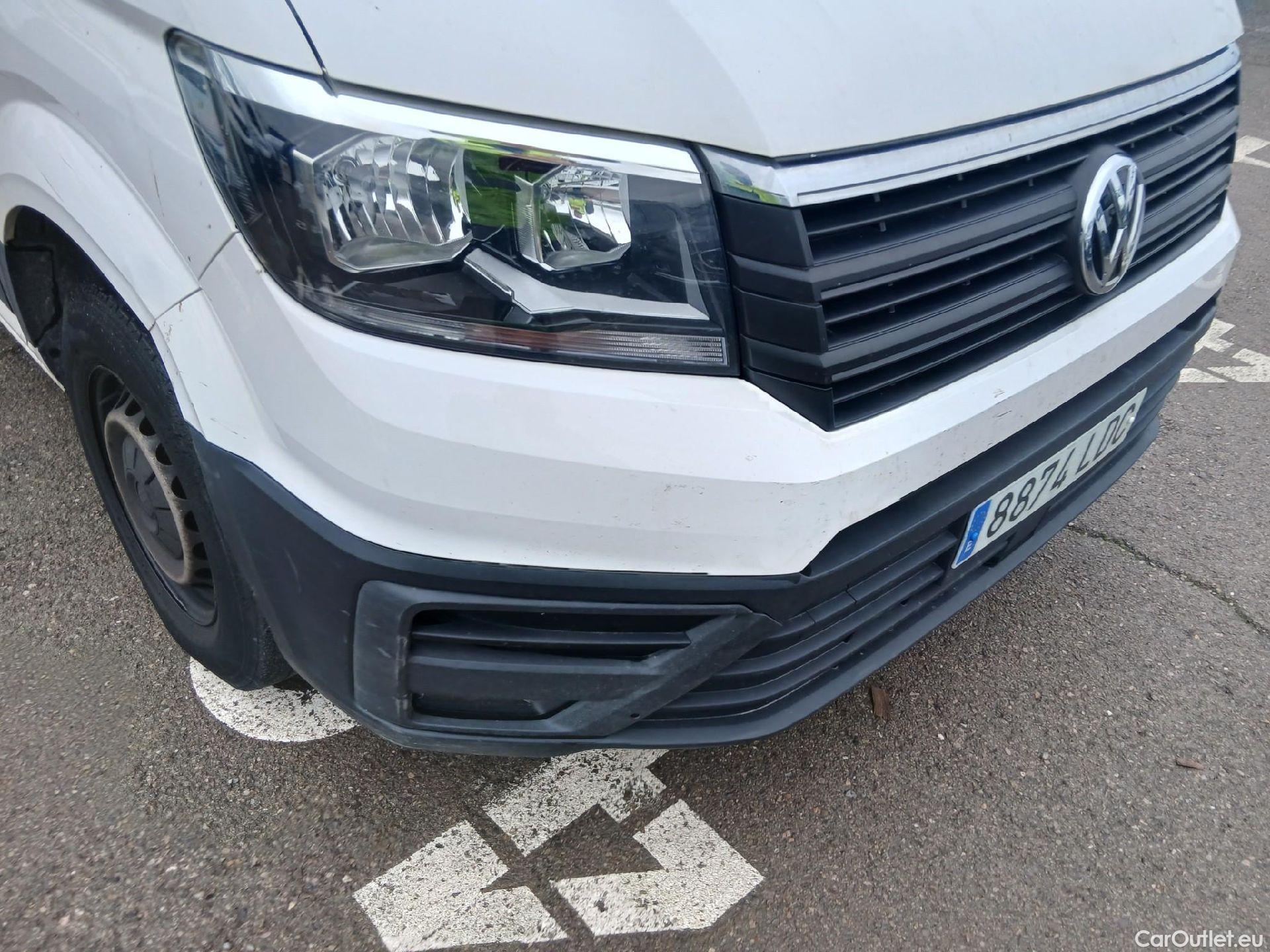  Volkswagen  Crafter VOLKSWAGEN  / 2017 / 4P / furgón 30 Furgón BM TN L3H2 2.0TDI 103kW(140CV) #4