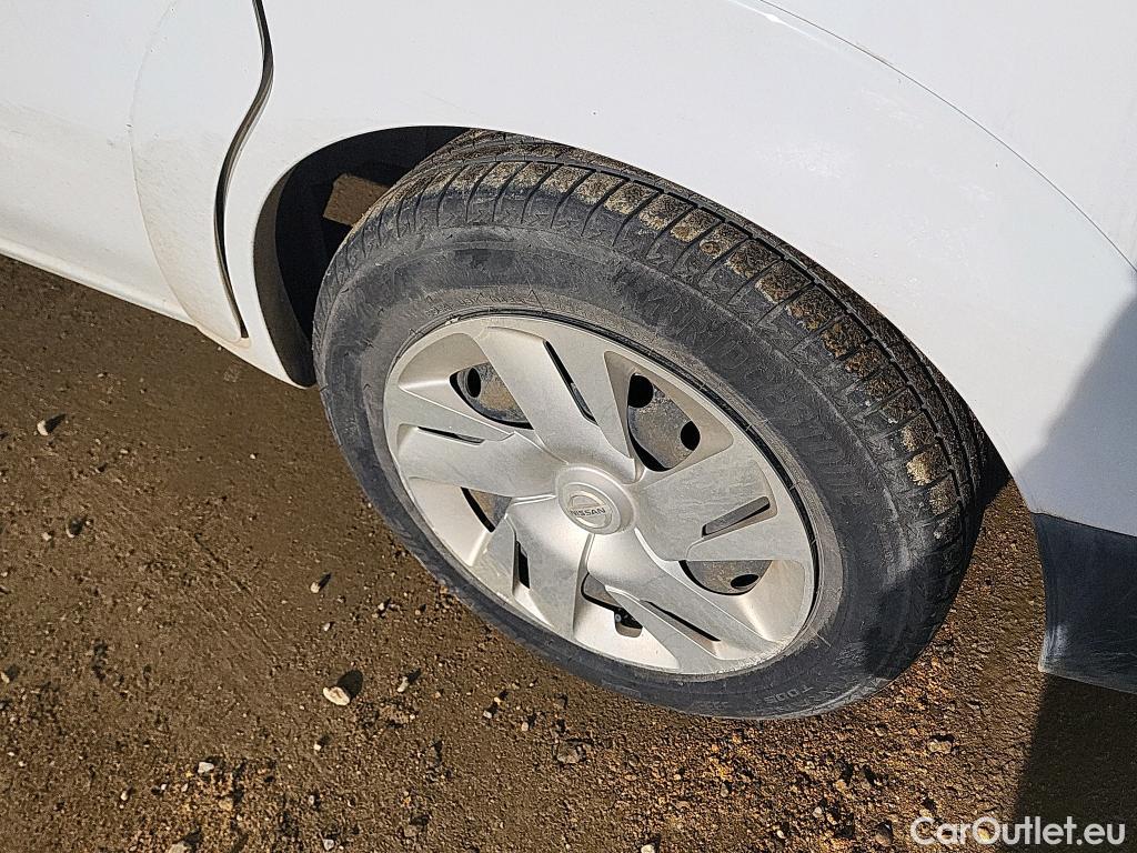  Nissan  NV200 NISSAN e- / 2009 / 5P / combi Combi 5 40 kWh PROFESIONAL #30