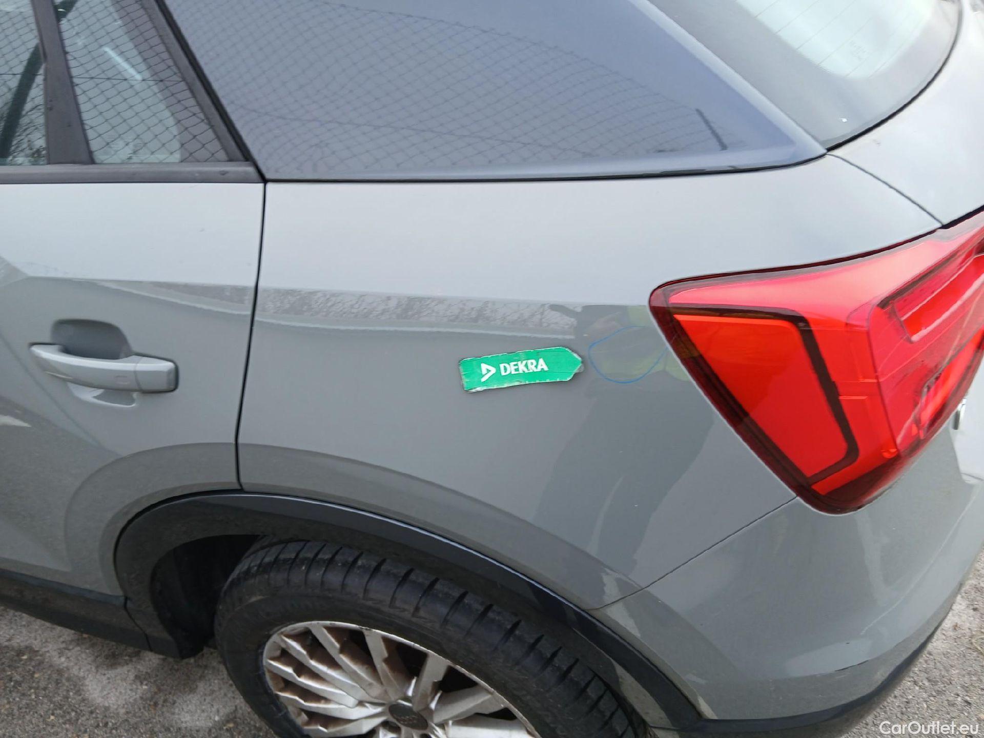  Audi  Q2 AUDI  / 2016 / 5P / todoterreno Design 30 TFSI 85kW (116CV) #20