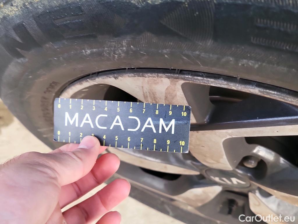  KIA  Sportage KIA  / 2018 / 5P / todoterreno 1.6 MHEV Business 100kW (136CV) 4x2 #6