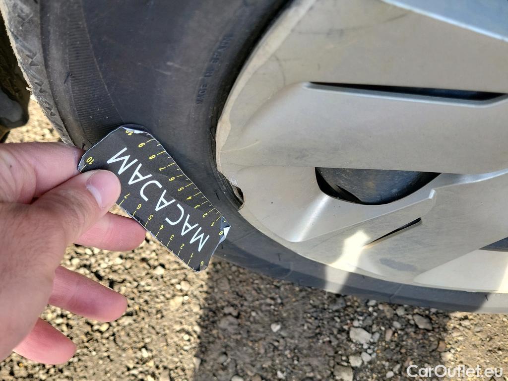  Nissan  NV200 NISSAN e- / 2009 / 5P / combi Combi 5 40 kWh PROFESIONAL #29