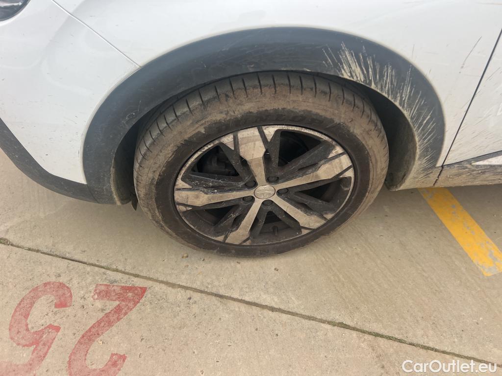  Peugeot  3008 PEUGEOT  / 2016 / 5P / todoterreno 1.5 BlueHDi 96kW (130CV) S&S Allure EAT8 #10