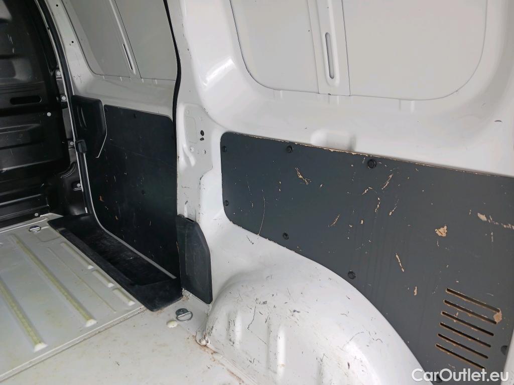  Opel  Vivaro OPEL  / 2019 / 4P / furgón 1.5 Diésel 74kW (100CV) M Std Express #37