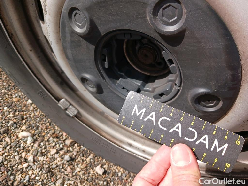  Opel  Vivaro OPEL  / 2019 / 4P / furgón 1.5 Diésel 74kW (100CV) M Std Express #26