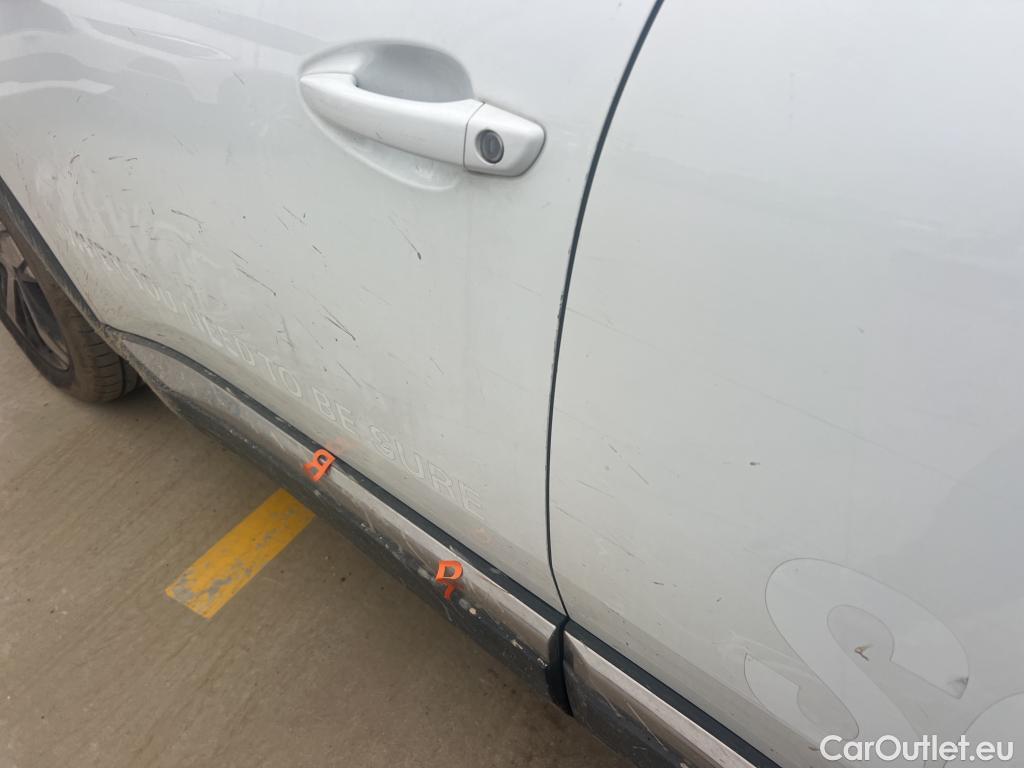  Peugeot  3008 PEUGEOT  / 2016 / 5P / todoterreno 1.5 BlueHDi 96kW (130CV) S&S Allure EAT8 #21