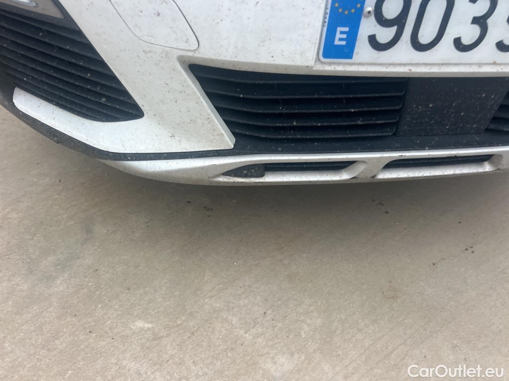  Peugeot  3008 PEUGEOT  / 2016 / 5P / todoterreno 1.5 BlueHDi 96kW (130CV) S&S Allure EAT8 #48