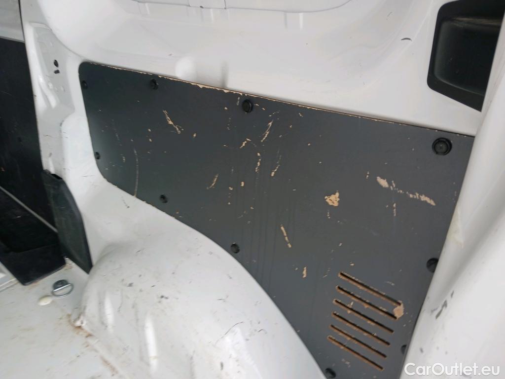  Opel  Vivaro OPEL  / 2019 / 4P / furgón 1.5 Diésel 74kW (100CV) M Std Express #17