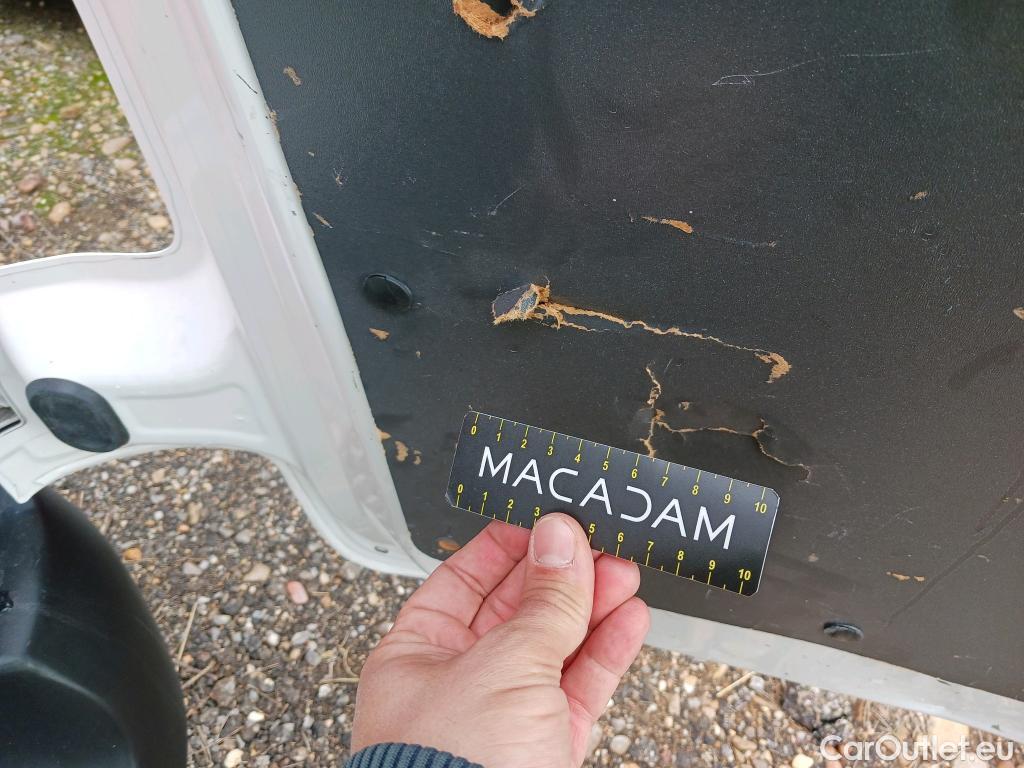  Opel  Vivaro OPEL  / 2019 / 4P / furgón 1.5 Diésel 74kW (100CV) M Std Express #24