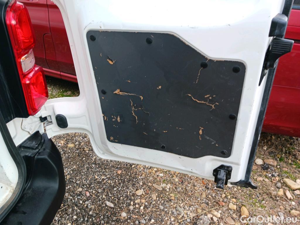  Opel  Vivaro OPEL  / 2019 / 4P / furgón 1.5 Diésel 74kW (100CV) M Std Express #42