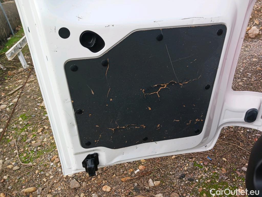  Opel  Vivaro OPEL  / 2019 / 4P / furgón 1.5 Diésel 74kW (100CV) M Std Express #21