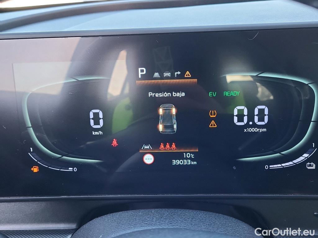  KIA  Sportage KIA  / 2022 / 5P / todoterreno 1.6 T-GDi HEV 171kW (230CV) Drive 4X2 #17