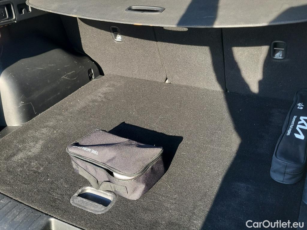  KIA  Sportage KIA  / 2022 / 5P / todoterreno 1.6 T-GDi HEV 171kW (230CV) Drive 4X2 #13