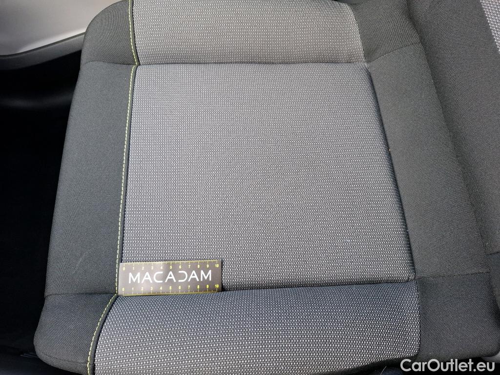  Citroen  C3  Shine 1.2 PureTech 110CV BVA6 E6d #14