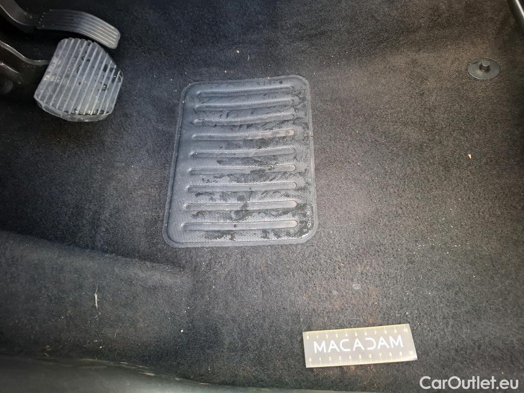  Citroen  C3  Shine 1.2 PureTech 110CV BVA6 E6d #3