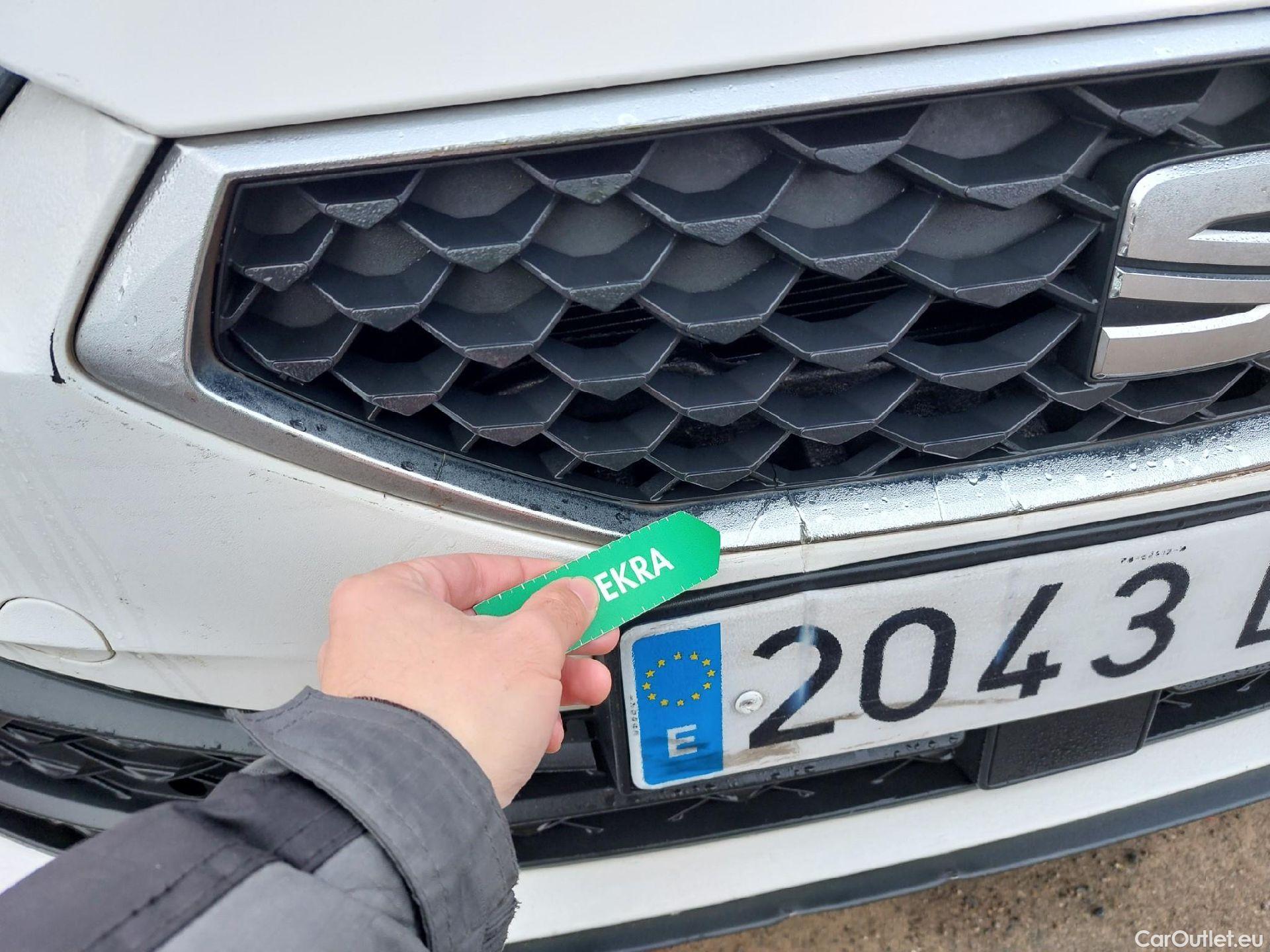  Land Rover  Discovery SEAT Nuevo León / 2020 / 5P / berlina con portón 2.0 TDI 85kW (115CV) STYLE GONavi (AC) #1