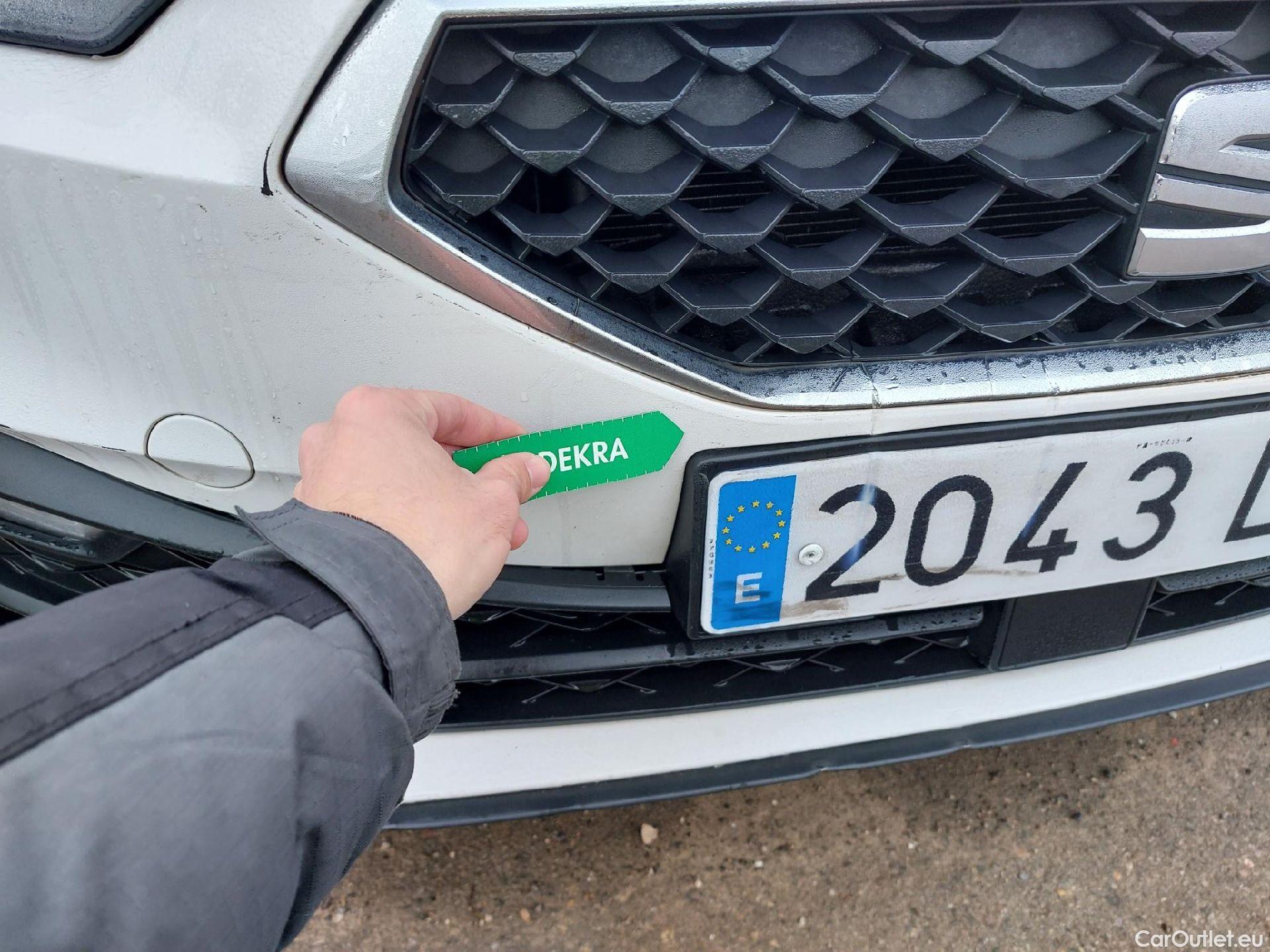  Land Rover  Discovery SEAT Nuevo León / 2020 / 5P / berlina con portón 2.0 TDI 85kW (115CV) STYLE GONavi (AC) #5