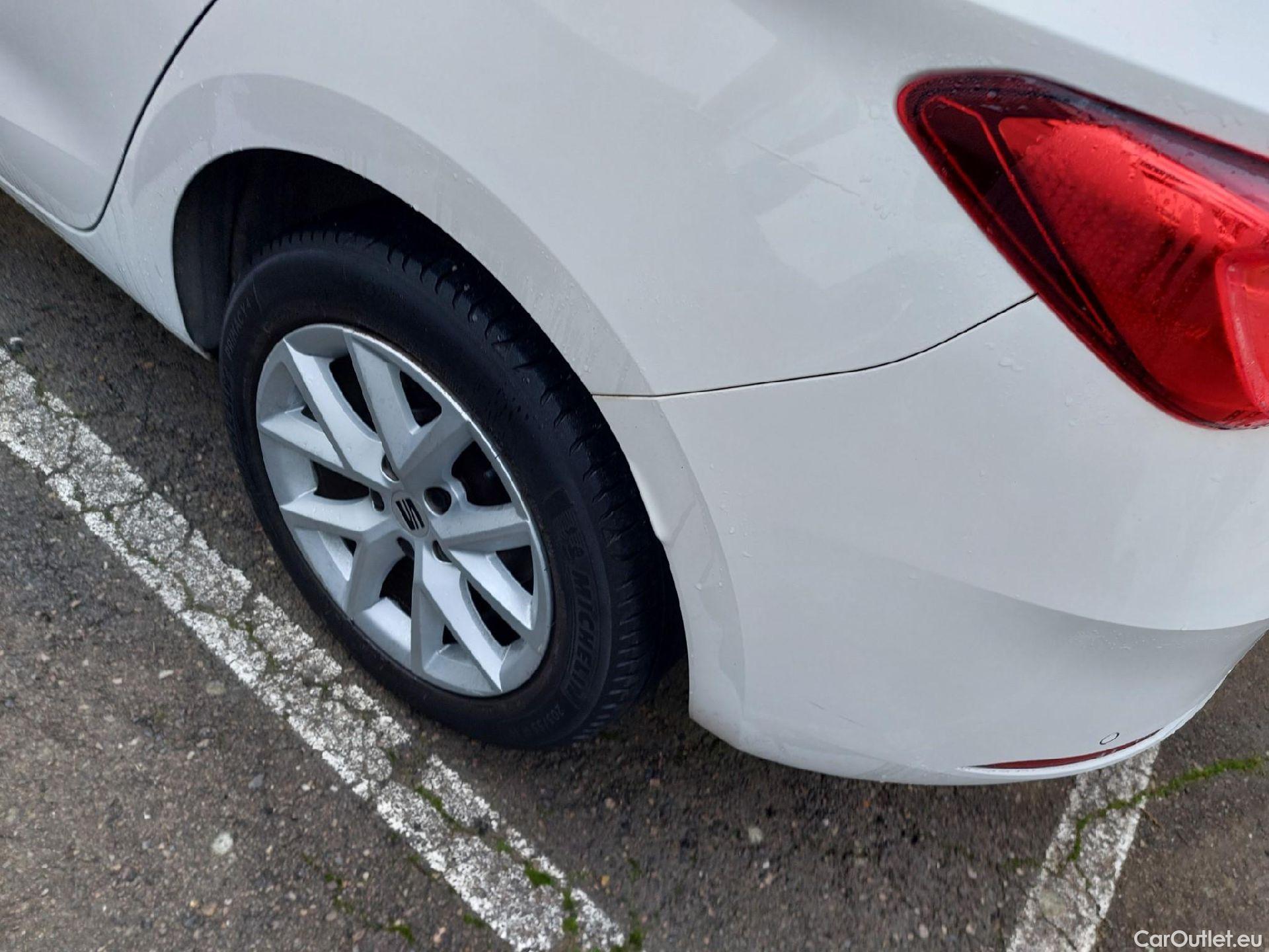  Land Rover  Discovery SEAT Nuevo León / 2020 / 5P / berlina con portón 2.0 TDI 85kW (115CV) STYLE GONavi (AC) #13