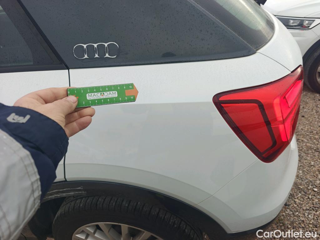  Audi  Q2 AUDI  / 2016 / 5P / todoterreno Design 30 TFSI 85kW (116CV) #3