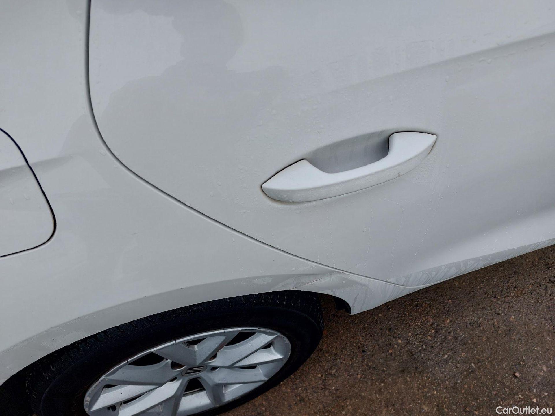  Land Rover  Discovery SEAT Nuevo León / 2020 / 5P / berlina con portón 2.0 TDI 85kW (115CV) STYLE GONavi (AC) #24