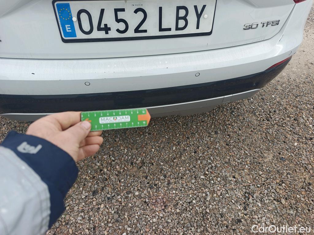  Audi  Q2 AUDI  / 2016 / 5P / todoterreno Design 30 TFSI 85kW (116CV) #11