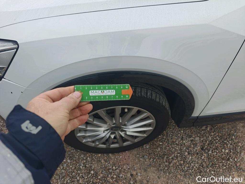  Audi  Q2 AUDI  / 2016 / 5P / todoterreno Design 30 TFSI 85kW (116CV) #31