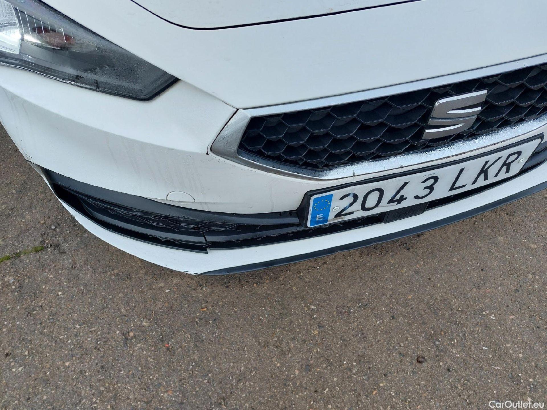  Land Rover  Discovery SEAT Nuevo León / 2020 / 5P / berlina con portón 2.0 TDI 85kW (115CV) STYLE GONavi (AC) #2