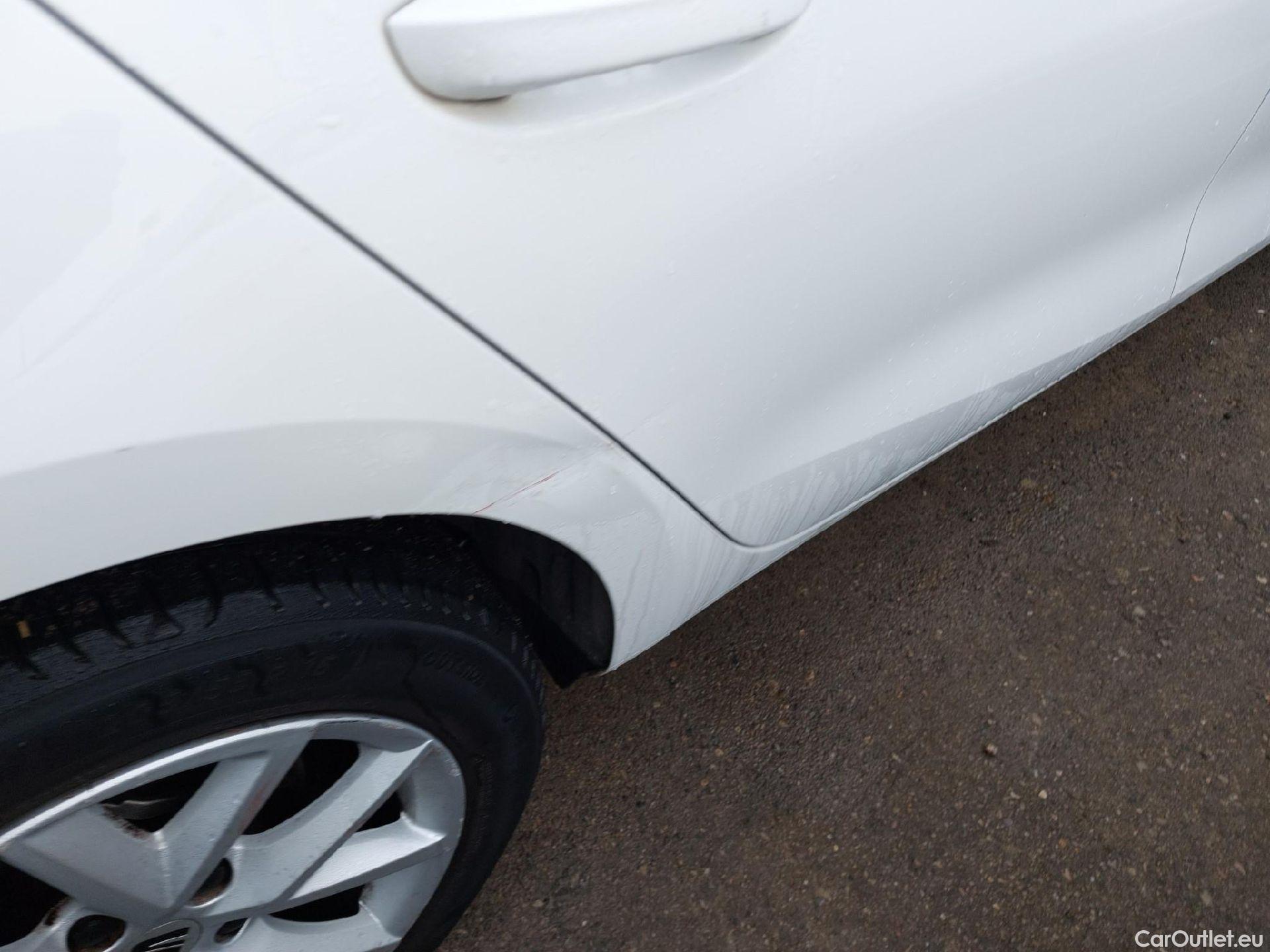  Land Rover  Discovery SEAT Nuevo León / 2020 / 5P / berlina con portón 2.0 TDI 85kW (115CV) STYLE GONavi (AC) #21