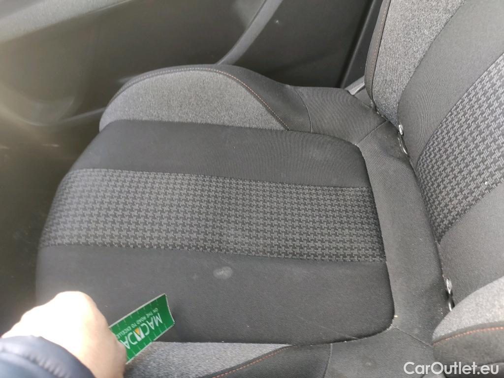  Peugeot  3008 PEUGEOT  / 2020 / 5P / todoterreno 1.5 BlueHDi 96kW (130CV) S&S Active Pack (AC3) #15