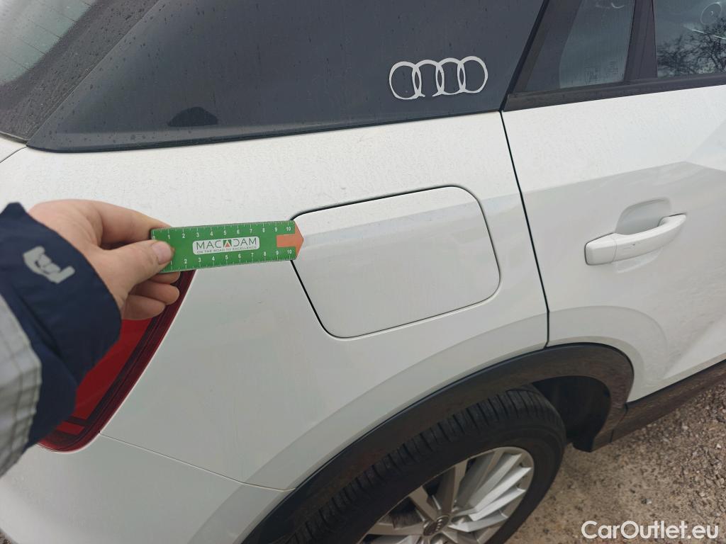  Audi  Q2 AUDI  / 2016 / 5P / todoterreno Design 30 TFSI 85kW (116CV) #37