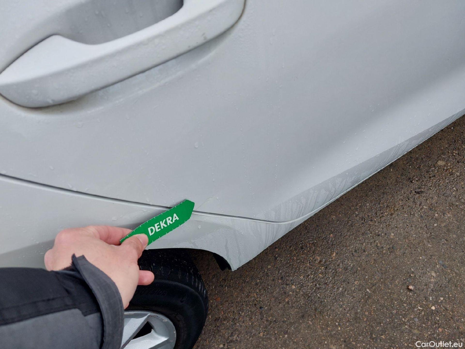  Land Rover  Discovery SEAT Nuevo León / 2020 / 5P / berlina con portón 2.0 TDI 85kW (115CV) STYLE GONavi (AC) #22