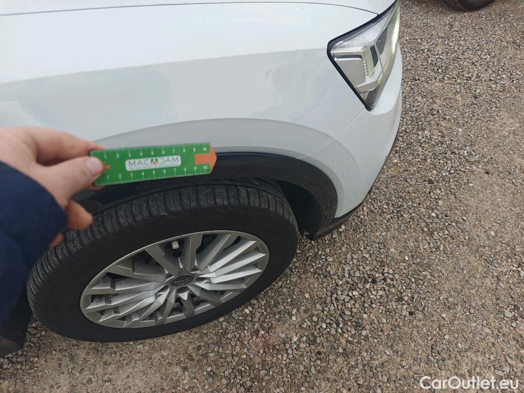  Audi  Q2 AUDI  / 2016 / 5P / todoterreno Design 30 TFSI 85kW (116CV) #29