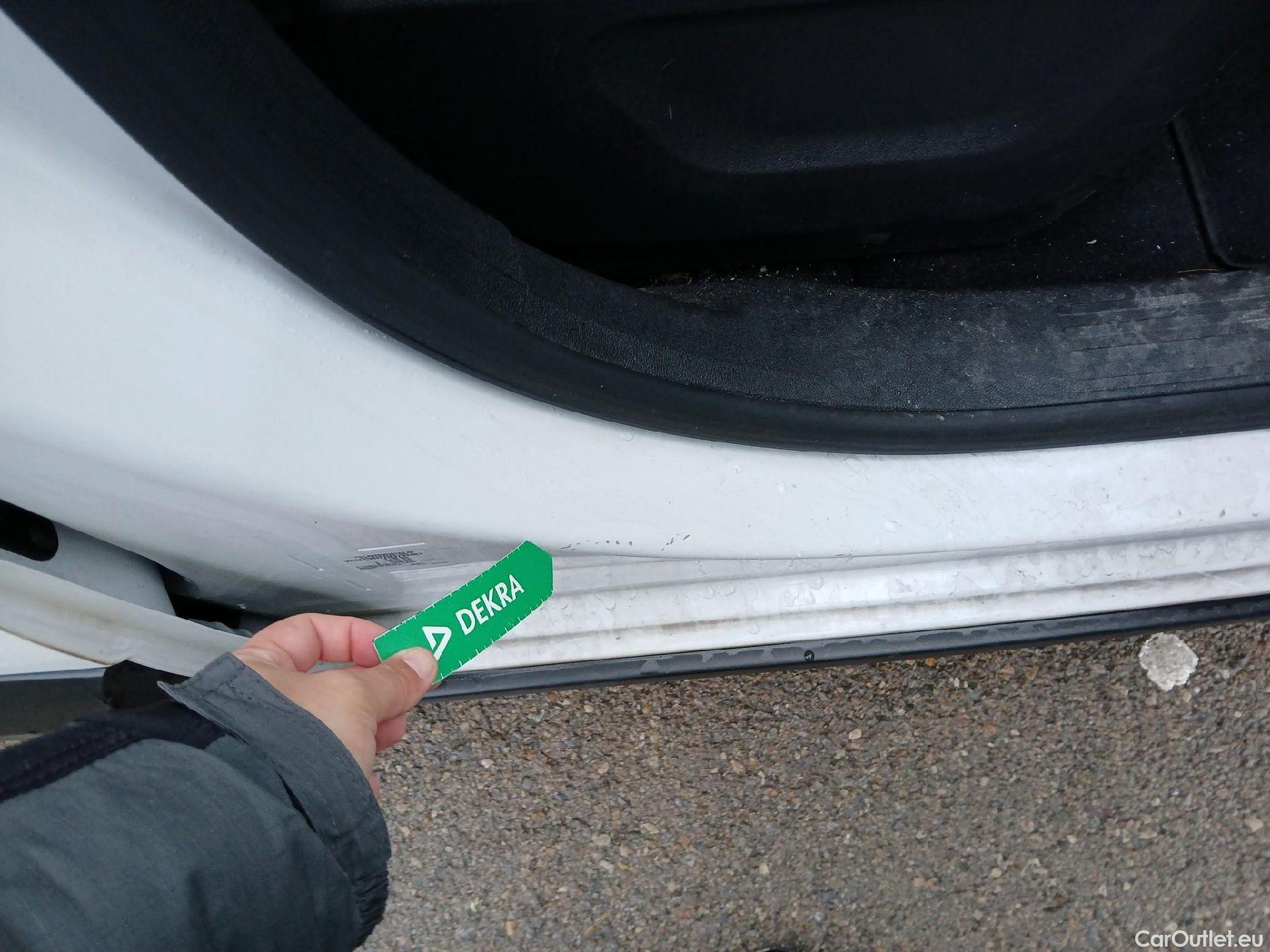  Peugeot  RIFTER PEUGEOT  / 2018 / 5P / monovolumen compacto Active Pack Standard BlueHDi 73kW #41