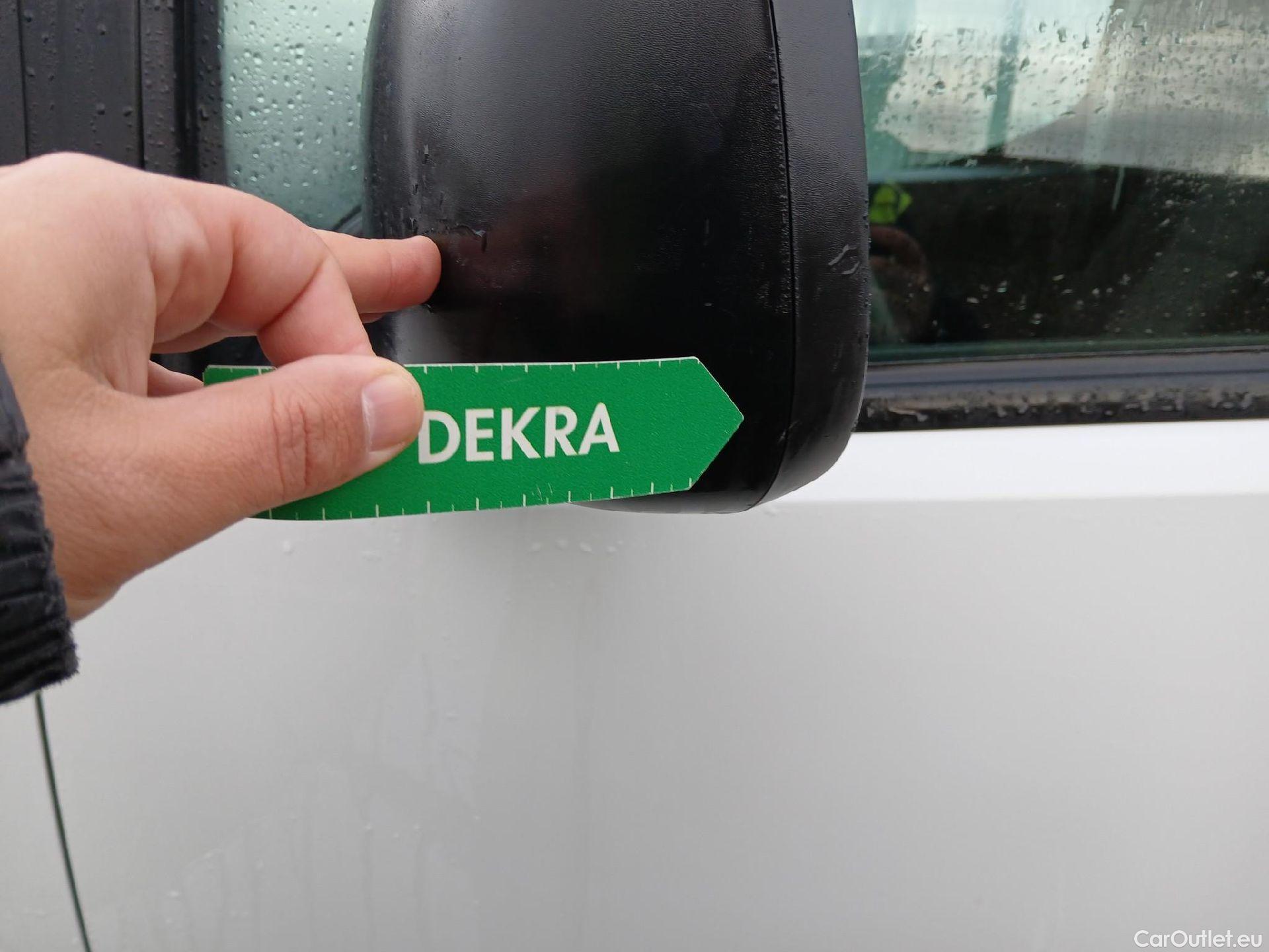  Peugeot  RIFTER PEUGEOT  / 2018 / 5P / monovolumen compacto Active Pack Standard BlueHDi 73kW #22