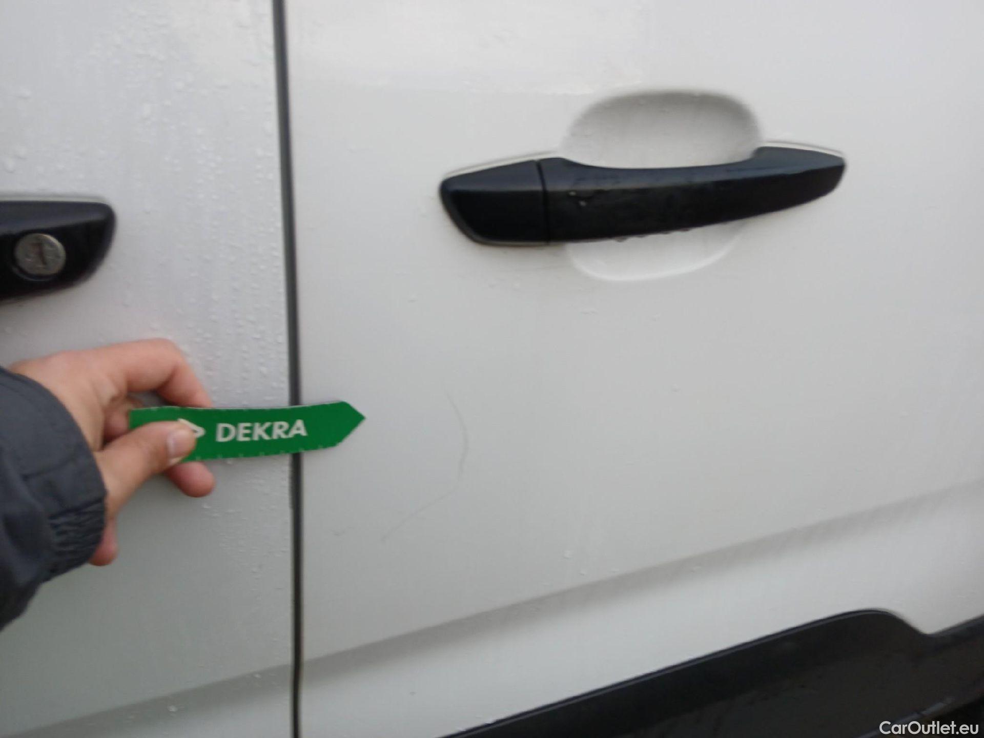  Peugeot  RIFTER PEUGEOT  / 2018 / 5P / monovolumen compacto Active Pack Standard BlueHDi 73kW #27