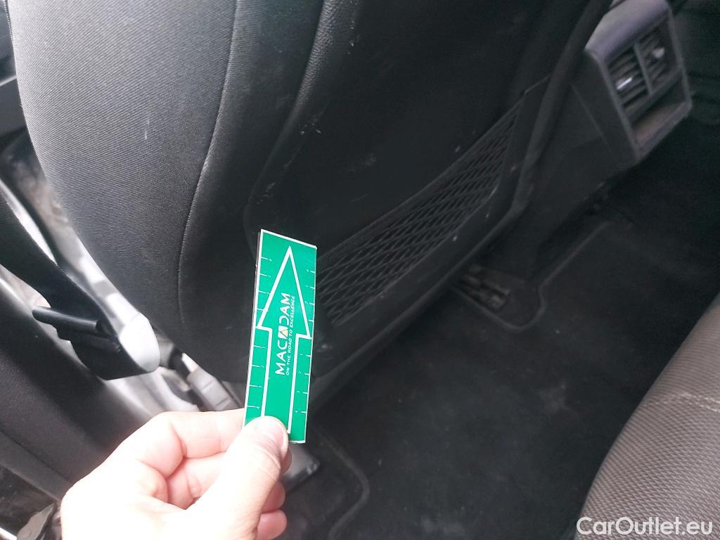  DS  DS7 DS DS 7 Crossback / 2017 / 5P / todoterreno BlueHDi DE 96kW (130CV) Auto. CHIC (AC) #30