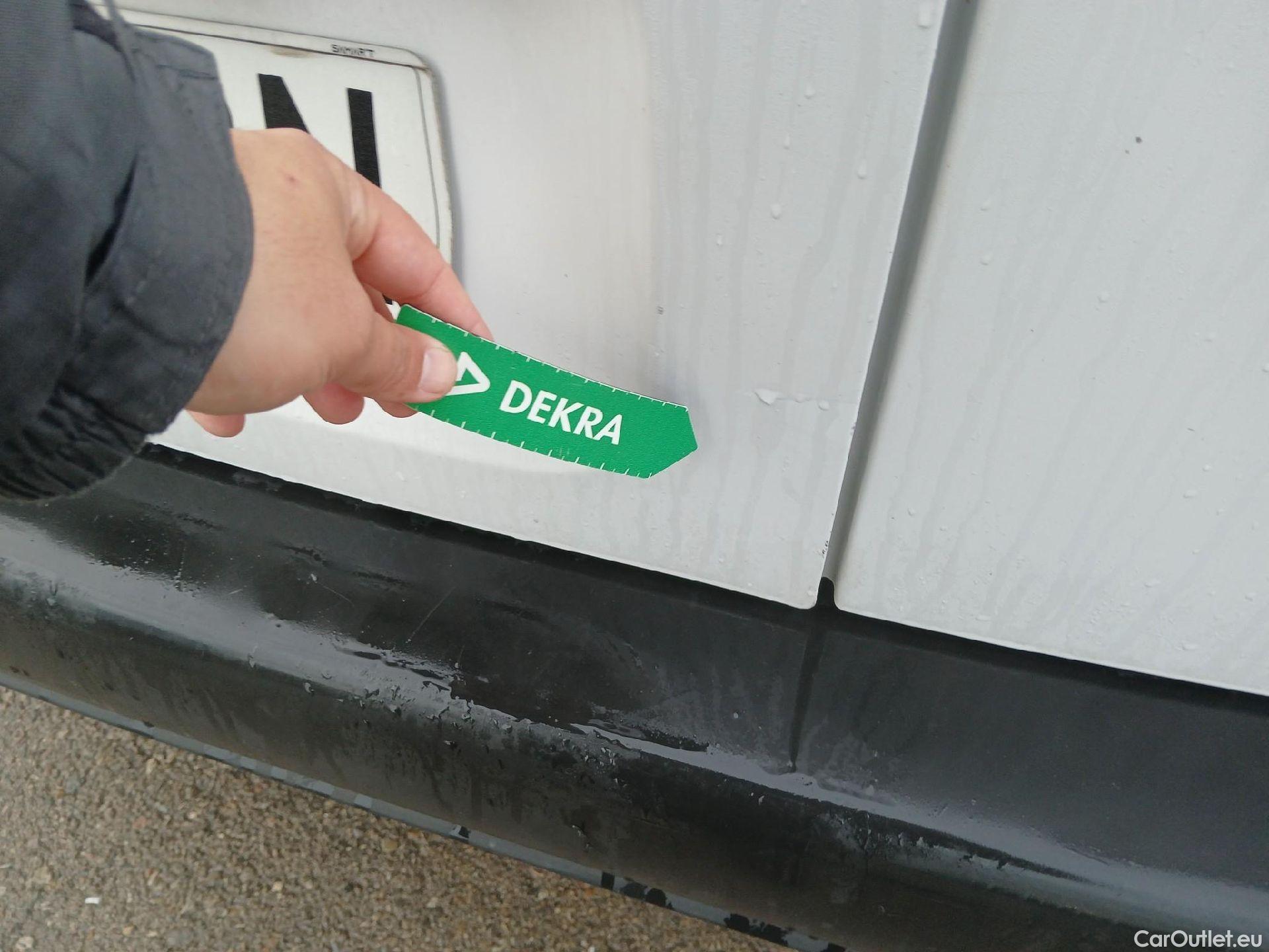  Peugeot  RIFTER PEUGEOT  / 2018 / 5P / monovolumen compacto Active Pack Standard BlueHDi 73kW #29