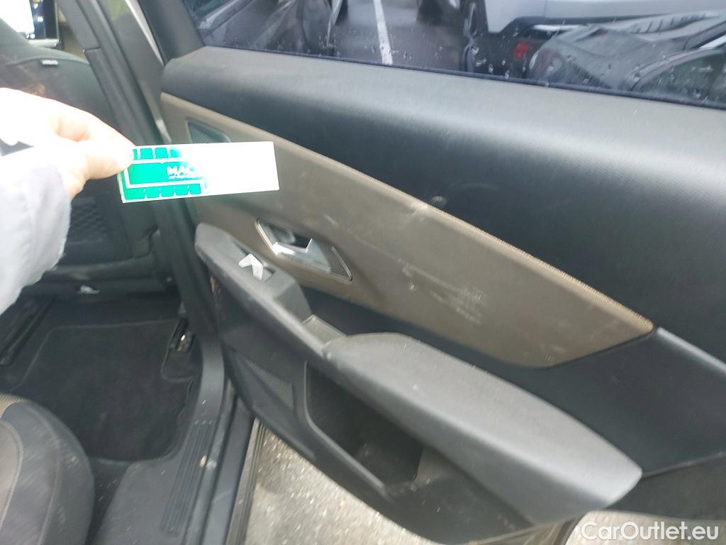  DS  DS7 DS DS 7 Crossback / 2017 / 5P / todoterreno BlueHDi DE 96kW (130CV) Auto. CHIC (AC) #42